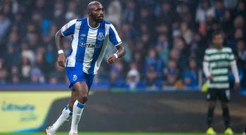 Médio costa-marfinense Seko Fofana regressa ao FC Porto por empréstimo