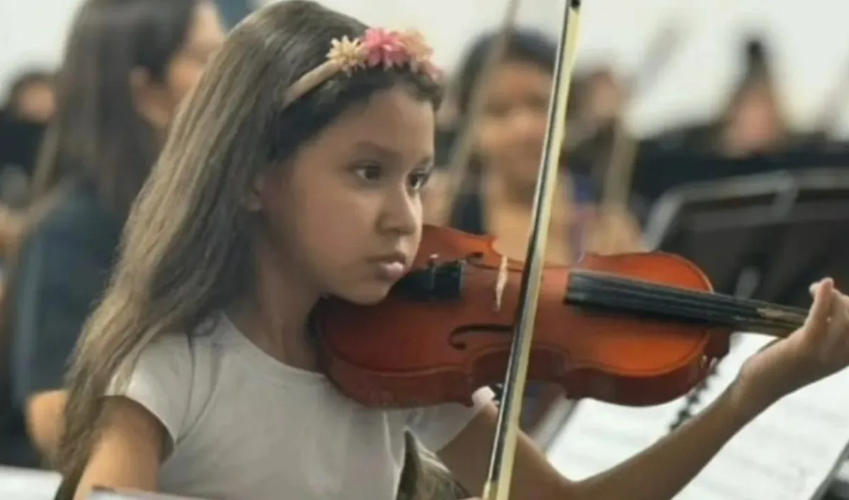Murió Romina Rivera Cruz, violinista venezolana de nueve años que tocó frente al papa León XIV