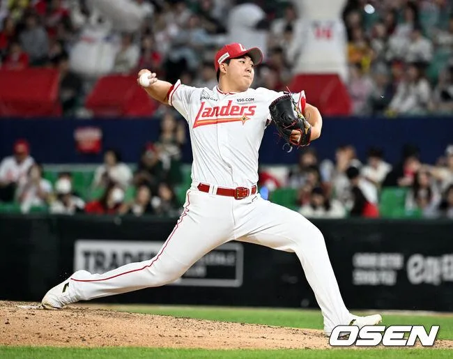 [사진]6회 역투하는 김민준