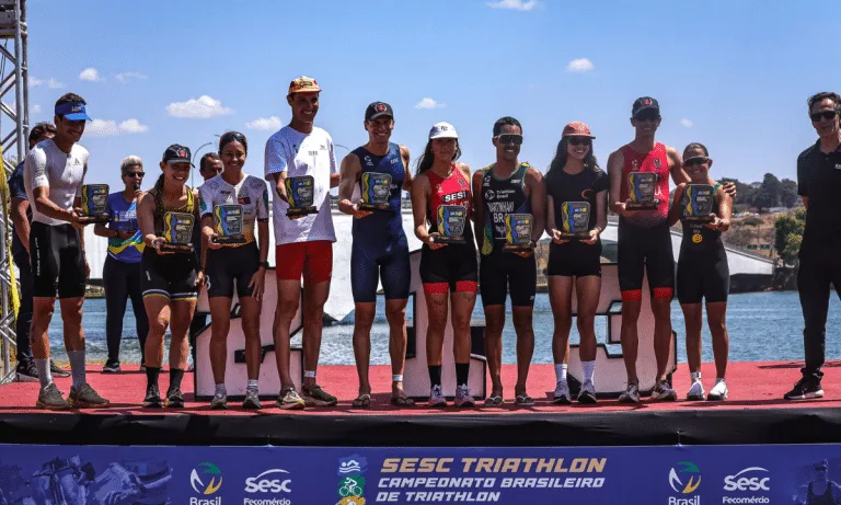 Brasil fatura ouro e duas pratas na Copa América de Triatlo em Ilhéus