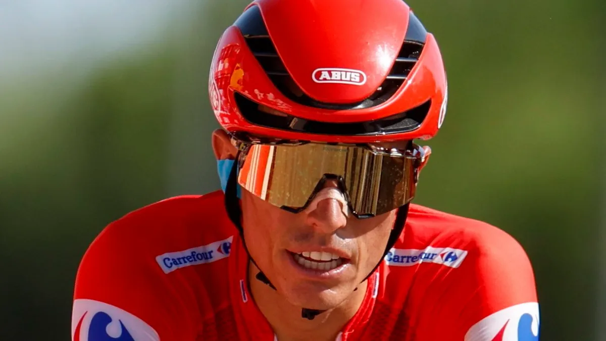 Vuelta: Mas verteidigt Führung souverän