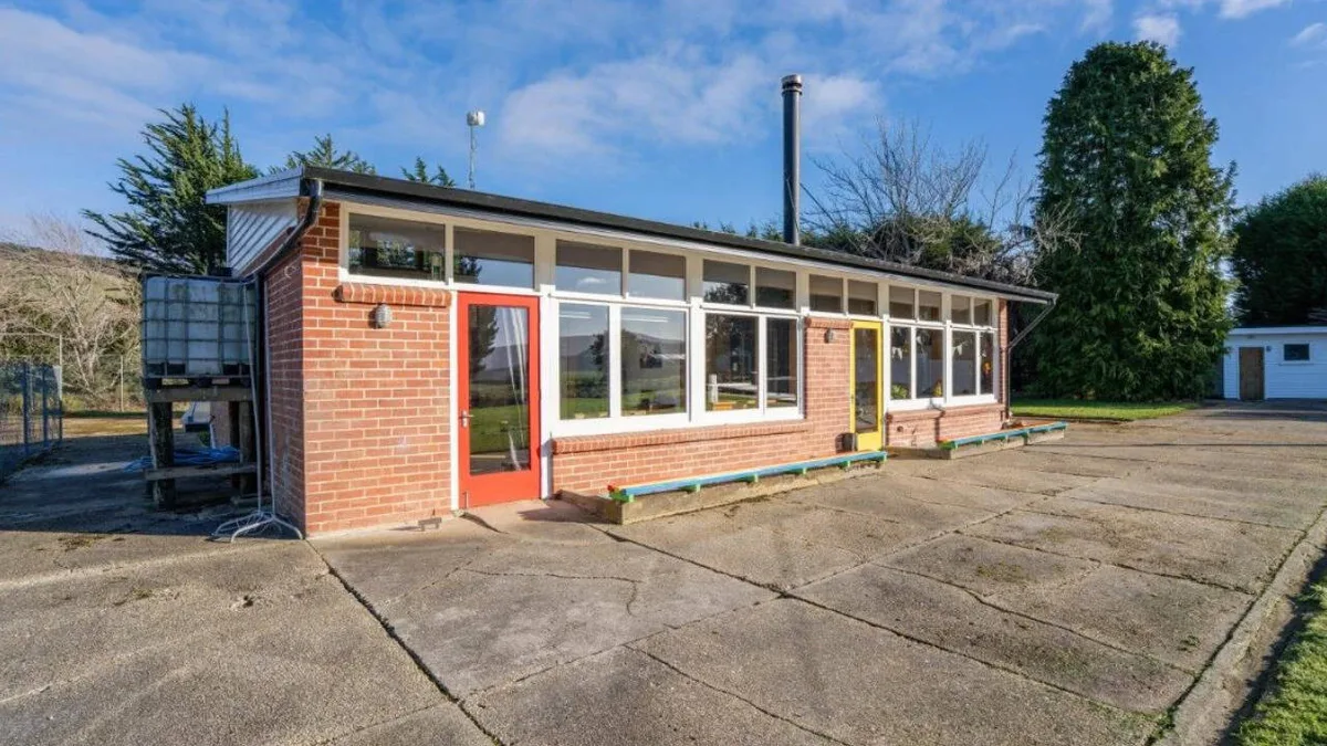 New Zealand couple turned abandoned school into home; now asks over NZ$595,000