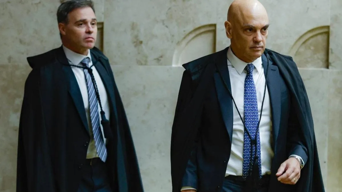 Mendonça age para proteger “determinado grupo político”, diz Moraes