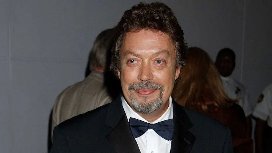 Morreu Tim Curry, estrela de 'The Rocky Horror Picture Show' e 'Sozinho em Casa 2'