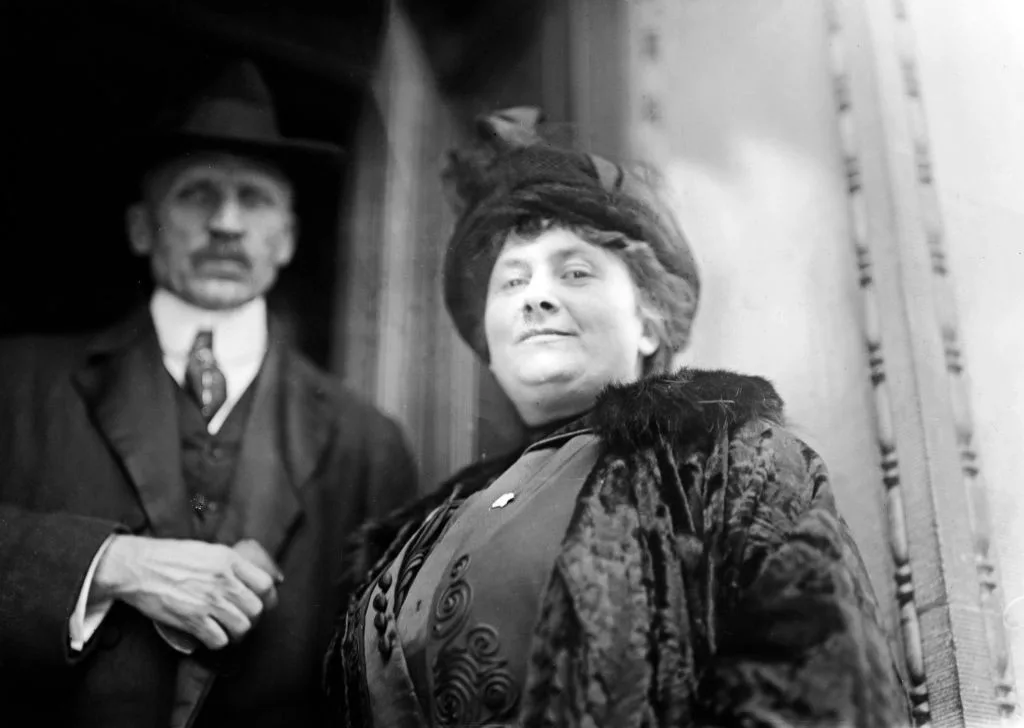 Maria Montessori: “Não consideramos disciplinado um indivíduo quando ele se tornou mudo e imóvel, aniquilado”