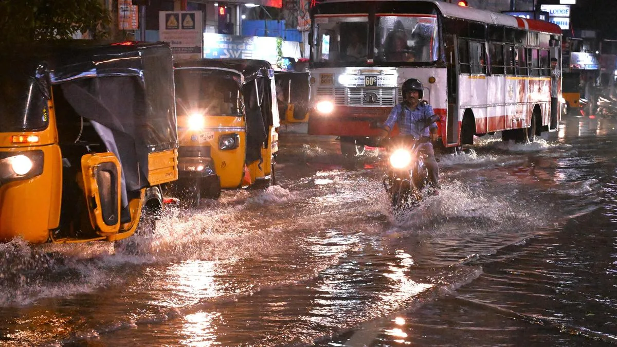 Visakhapatnam receives heavy rain; minor landslips, tree falling reported