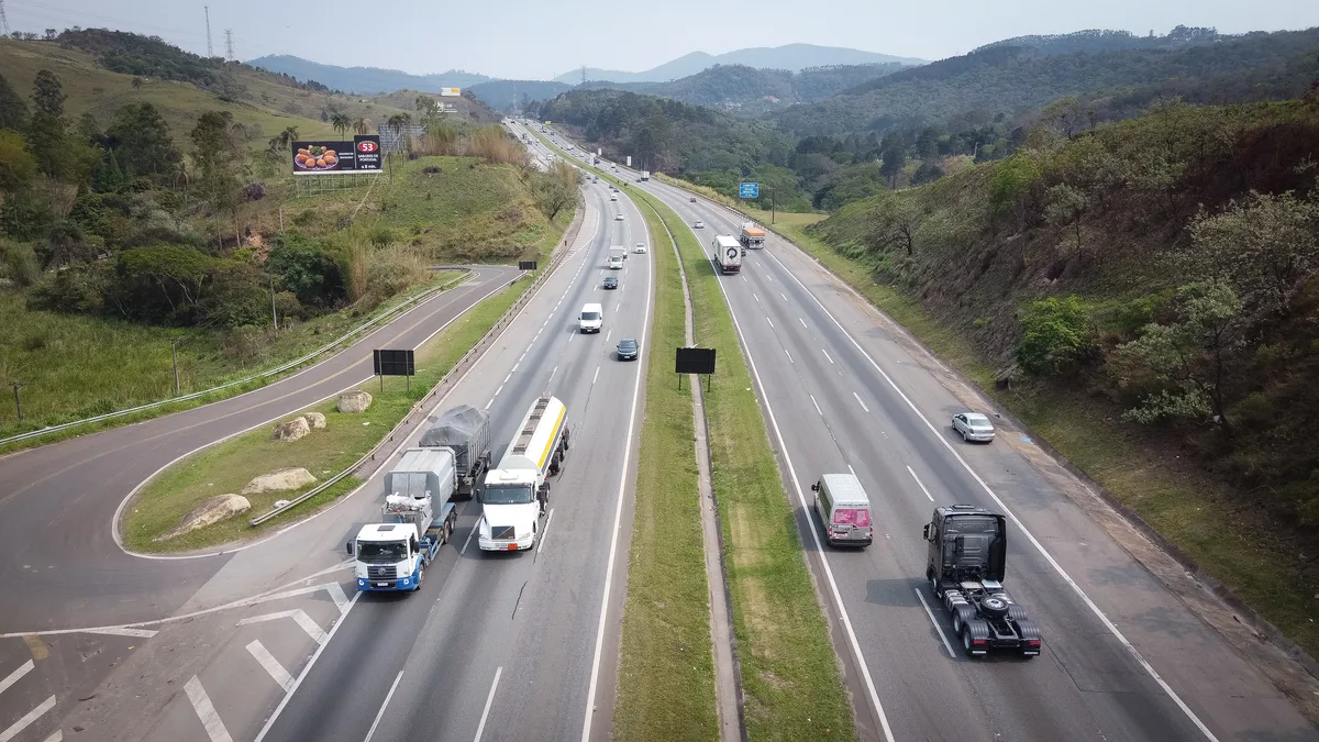 Justiça flexibiliza compra de passagens de ônibus com desconto para idosos de baixa renda