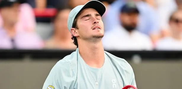 João Fonseca desiste de Cincinnati: 'Recuperar o mais rápido possível'