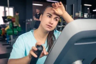 Спорт и движение помогают отсрочить климакс: что известно?
