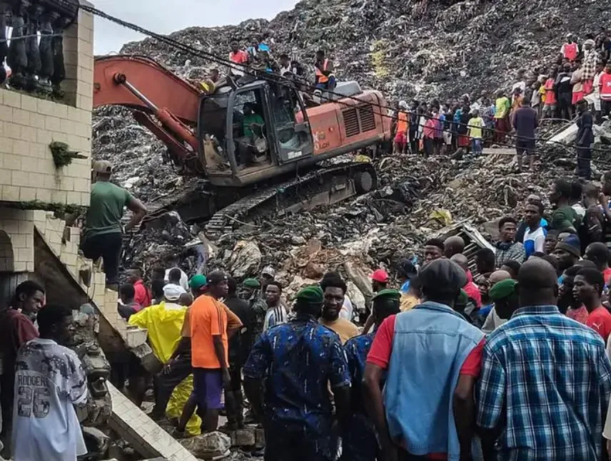 Al menos 30 muertos por un derrumbe en vertedero en Guinea