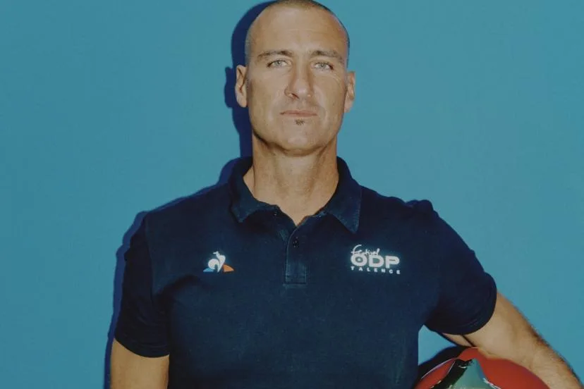 « À 14 ou 15 heures, on avait l'impression qu'il était minuit ou 2 heures » : Ludovic Santarossa, pompier et footballeur, raconte l'été d'enfer vécu lors du mégafeu en Gironde
