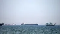 Tráfego em Ormuz segue baixo por medo de ataques iranianos