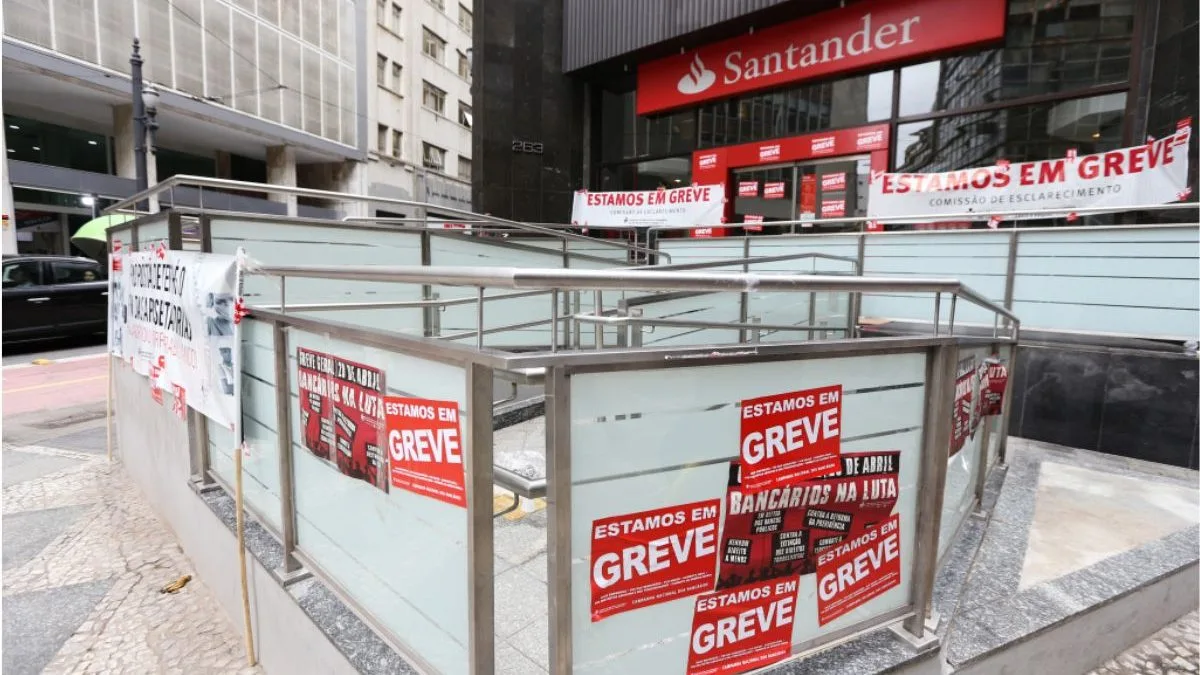 Bancos abrem nesta sexta-feira (21)? Veja o que se sabe sobre a greve dos bancários