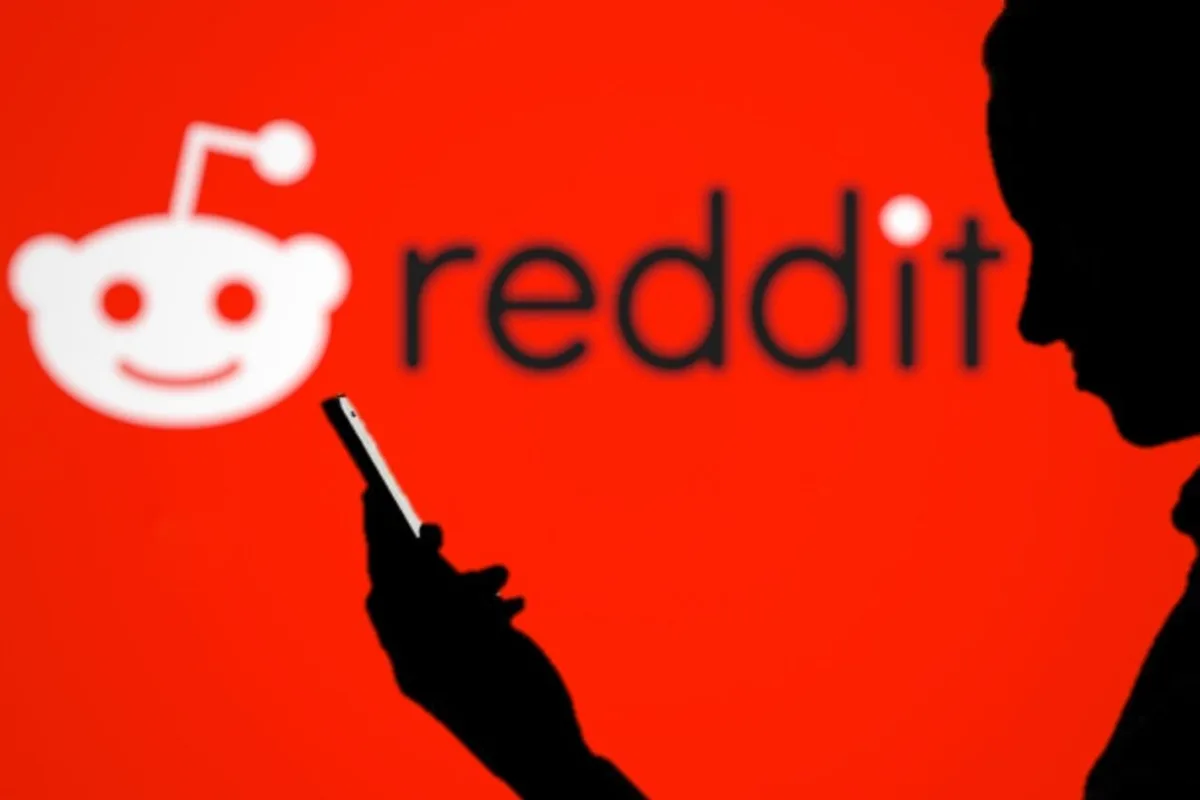 OpenAI Is Backing Away From Reddit as Reddit Tries to Become OpenAI?
