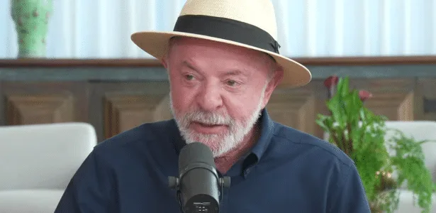 Lula não põe a mão no fogo por Lulinha: 'Só ele sabe a verdade'
