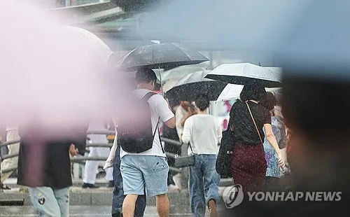 [날씨] 내일 전국 흐리고 곳곳에 비…돌풍·천둥번개 유의