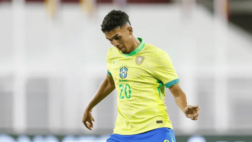 Chamado por Ancelotti, Arthur Dias marca em clássico pelo Athletico; veja