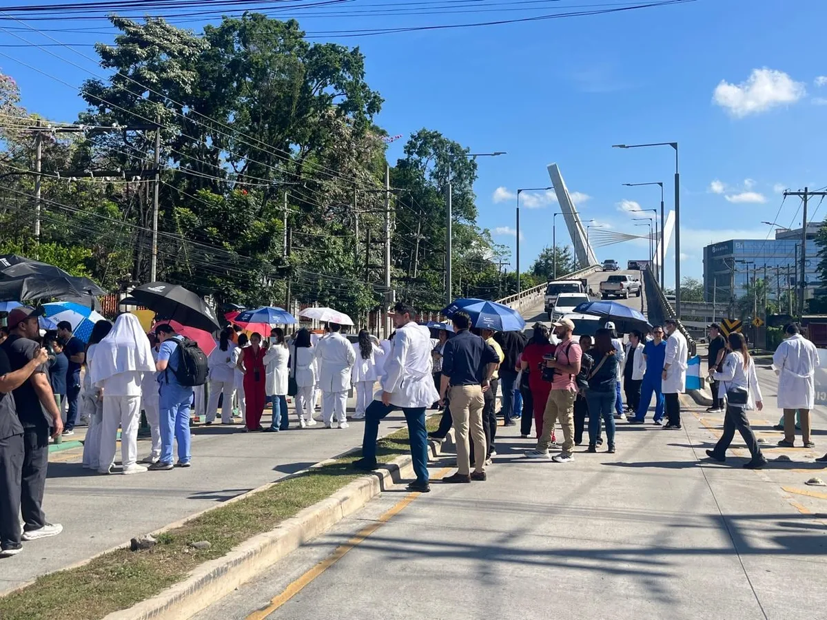 Honduras: Salud convoca al Colegio Médico a una mesa de diálogo tras cuatro días de asambleas informativas