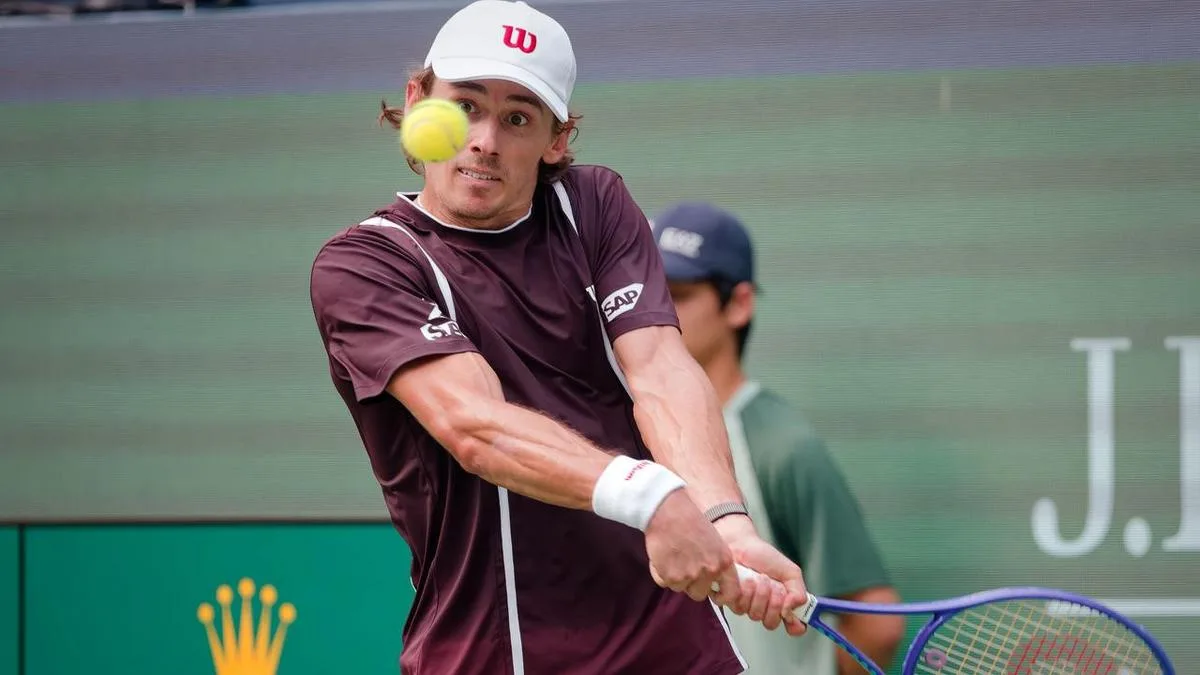 Demon roars into quarters at Shanghai