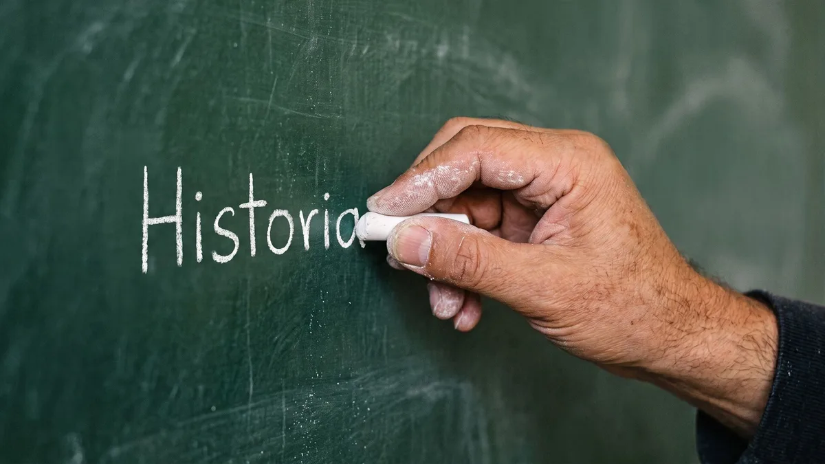 Día del Profesor en Argentina: por qué se celebra hoy, 17 de septiembre, y quién fue José Manuel Estrada