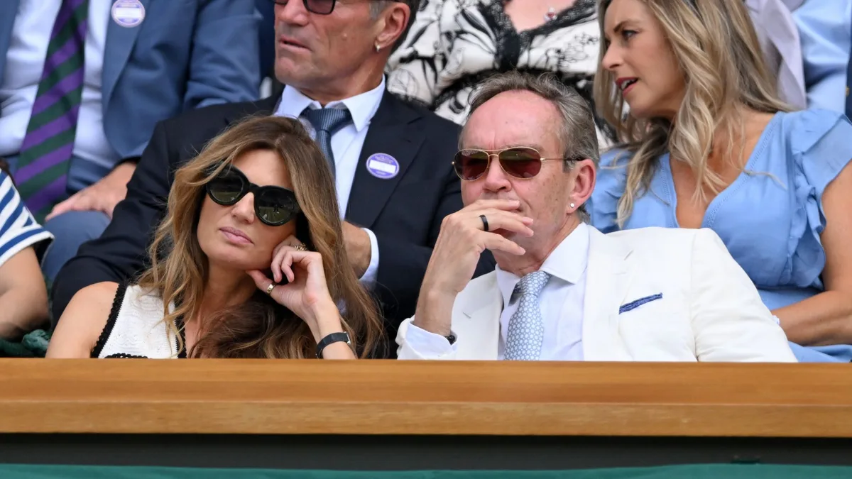 Jemima Goldsmith, íntima de Lady Di y ex de Hugh Grant, vuelve a casarse mientras su exmarido, Imran Khan, sigue enfermo en prisión