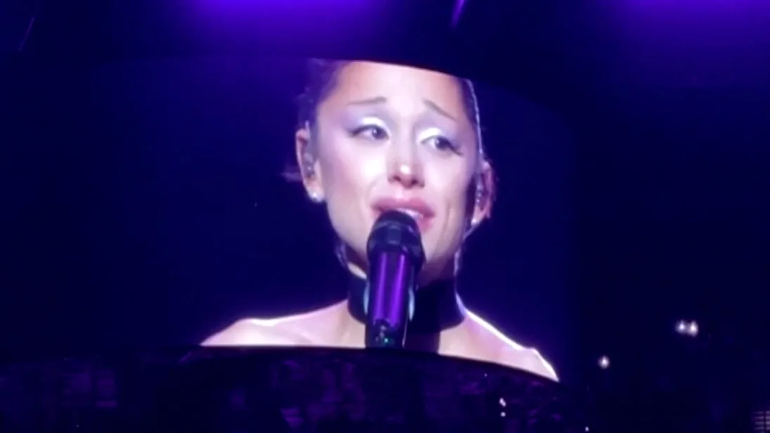 Ihr letztes Konzert! - Ariana Grande den Tränen nah