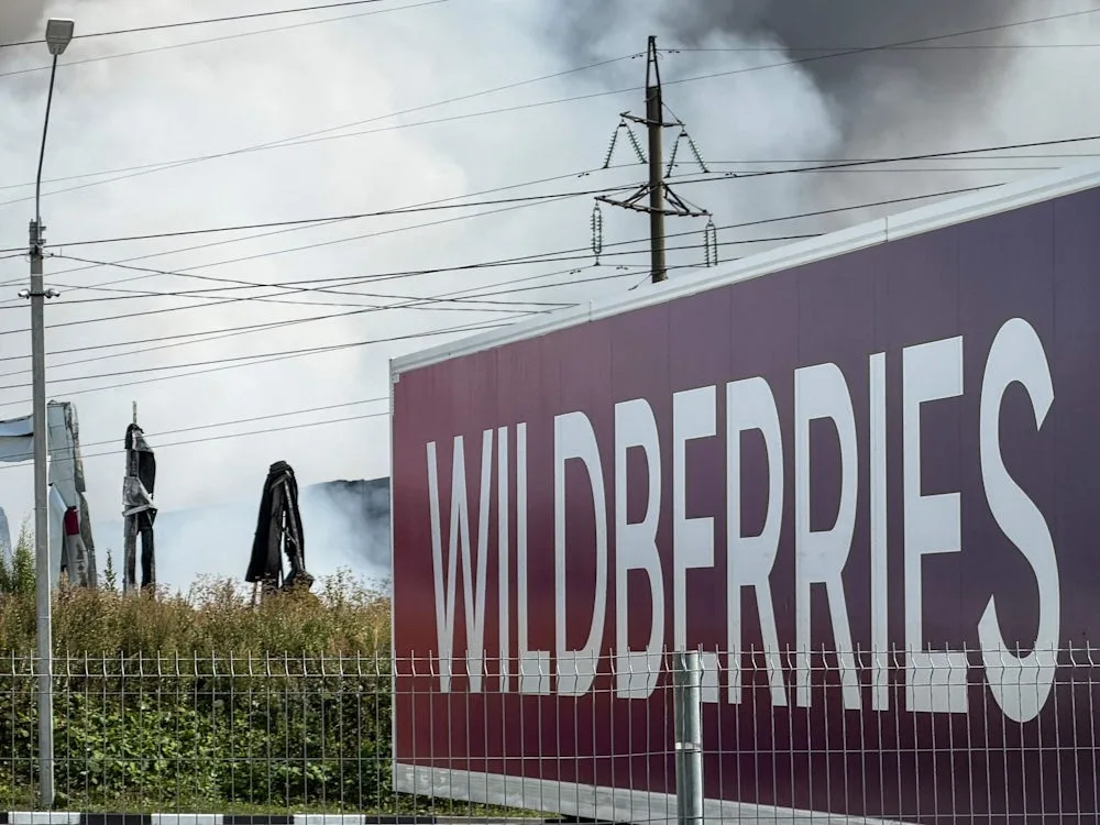 Krieg in der Ukraine: Ukraine kündigt Angriffe auf alle Wildberries-Lager in Russland an