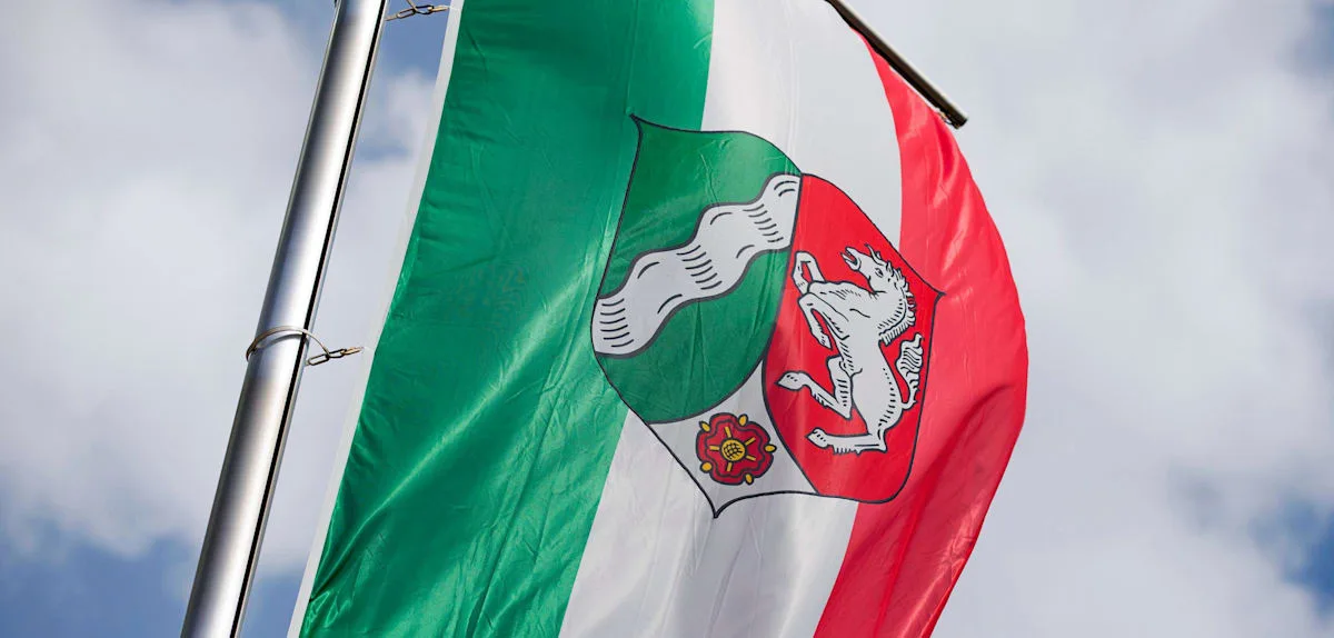 Was die kleine Rose im NRW-Wappen über die Geschichte des Landes verrät