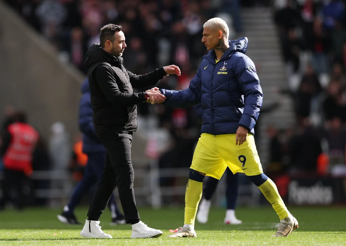 Roberto De Zerbi reveals Richarlison update after major Tottenham contract twist