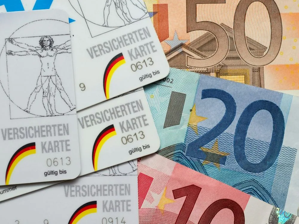 Newsblog zur Bundespolitik: Kritik an Merz-Äußerungen zur privaten Krankenversicherung