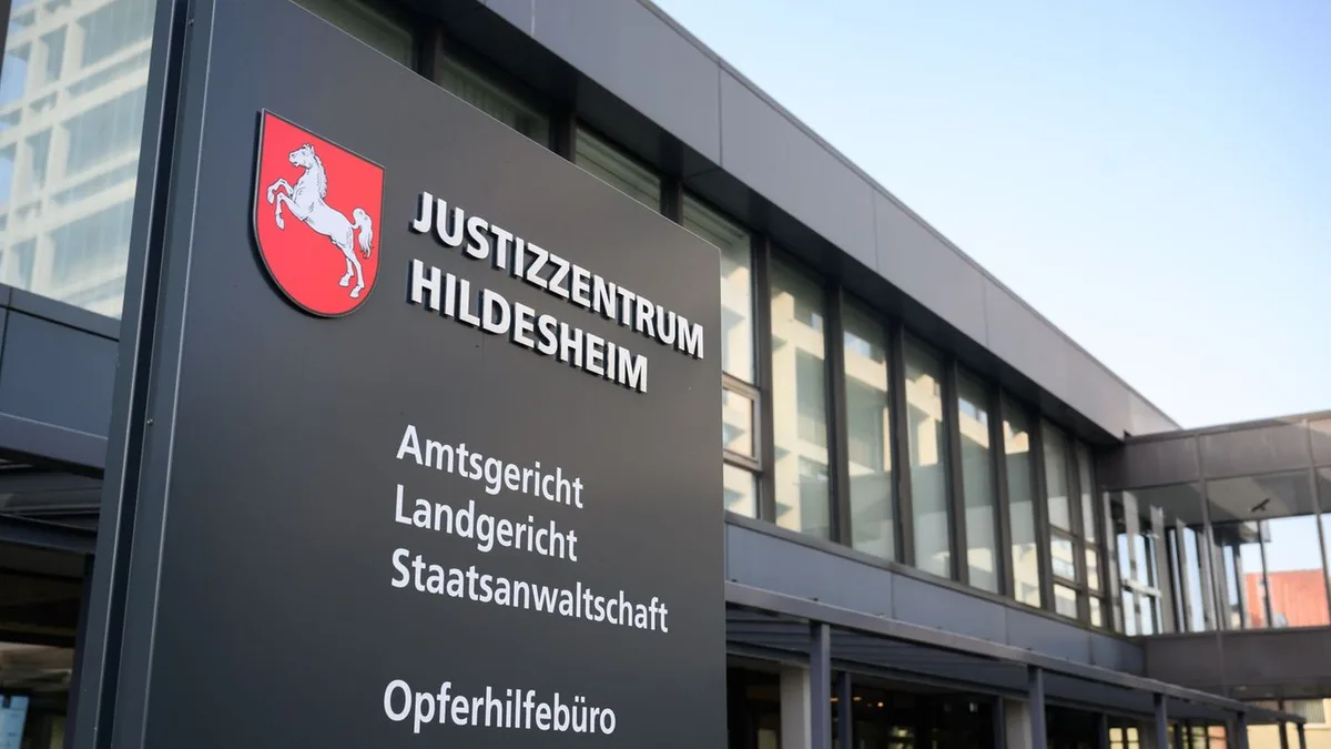 Kriminalität: 43-Jährige getötet - Ex-Partner vor Gericht