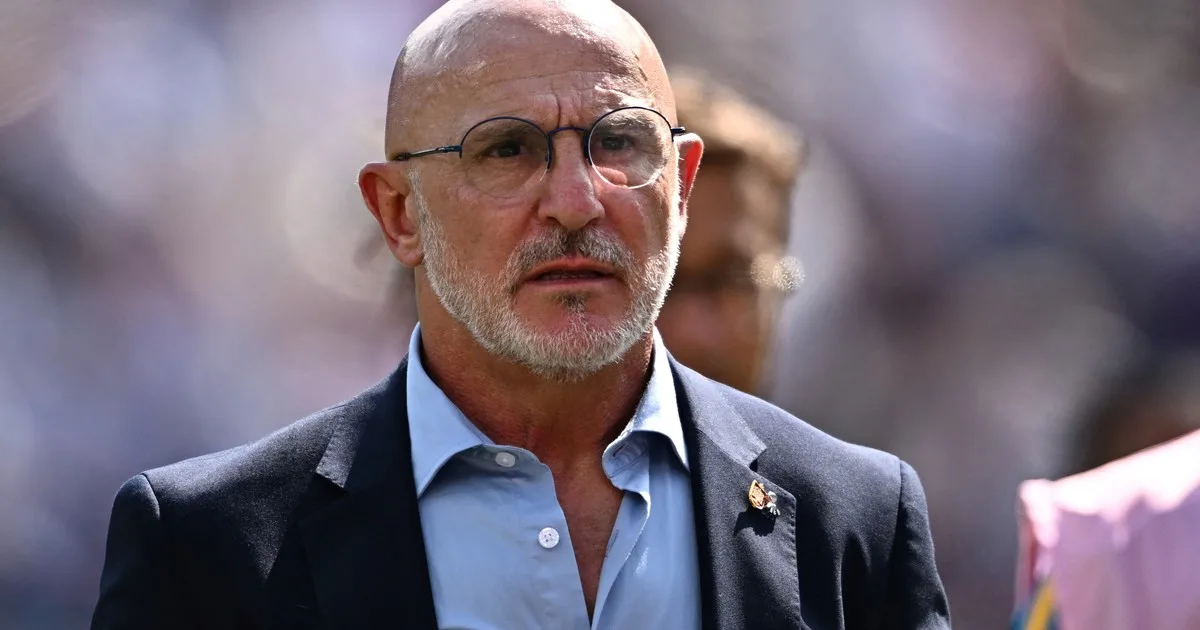 El enojo de Luis de la Fuente tras los silbidos para los campeones del mundo en Bilbao: "No puede faltar el respeto..."