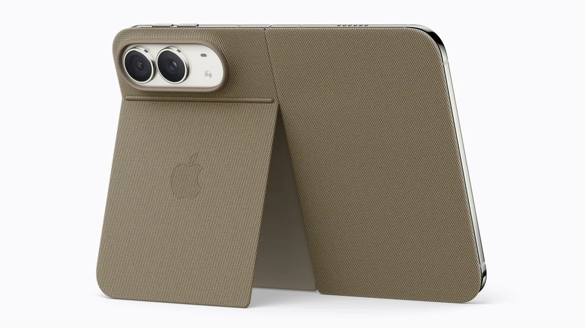 Which accessories actually fit the iPhone Duo?