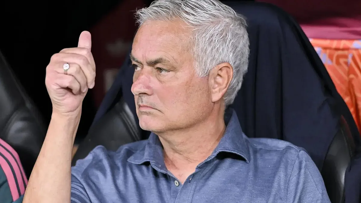 «Os jogadores merecem o meu aplauso», diz José Mourinho