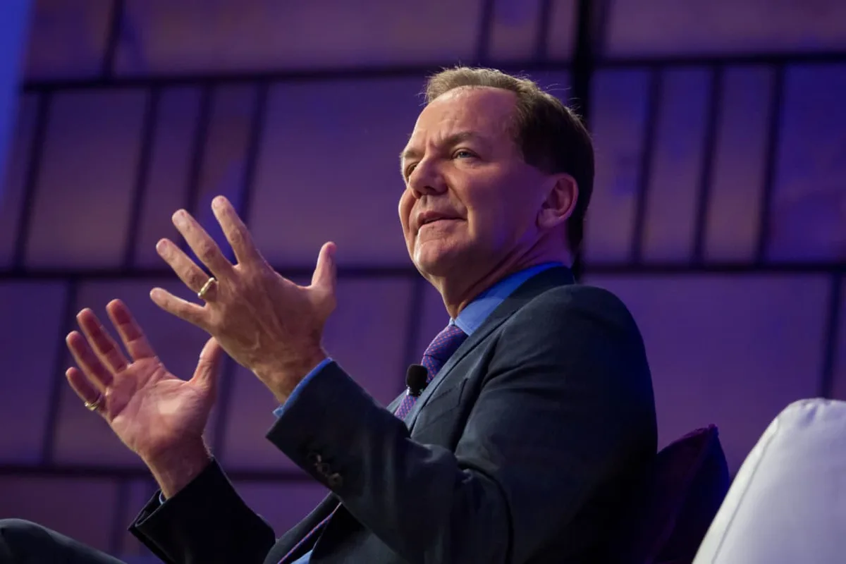 Hedge-fund legend Paul Tudor Jones says the stock market faces a really challenging 2027. Here’s why.