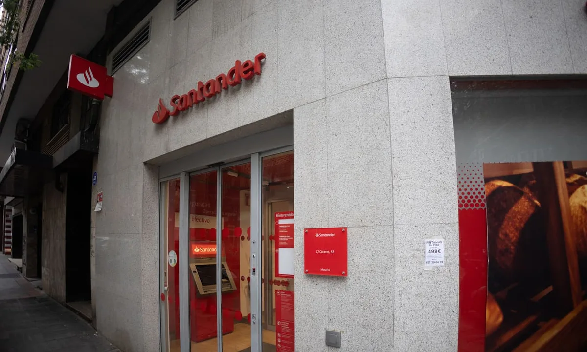 Santander selecciona 12 proyectos de IA entre más de 3.400 ideas de sus empleados