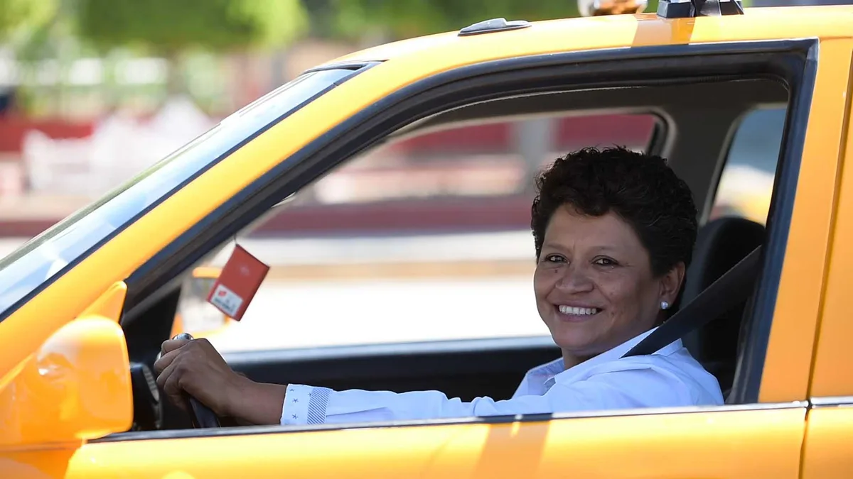 Preparan taller para mujeres taxistas enfocado en igualdad y entornos seguros en Piedras Negras, Coahuila