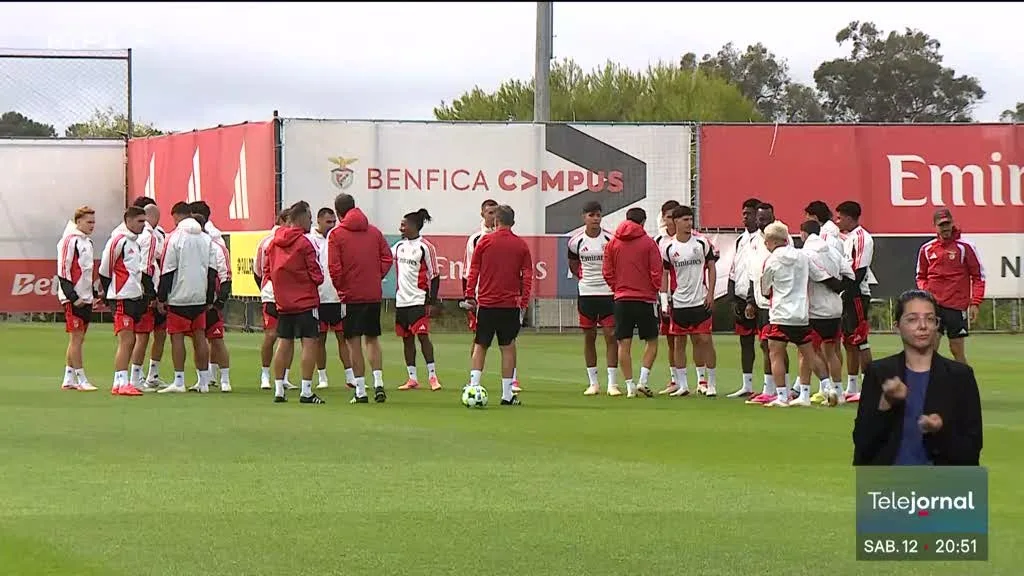 Benfica recebe Gil Vicente. Bah a recuperar e Echeverri nas opções