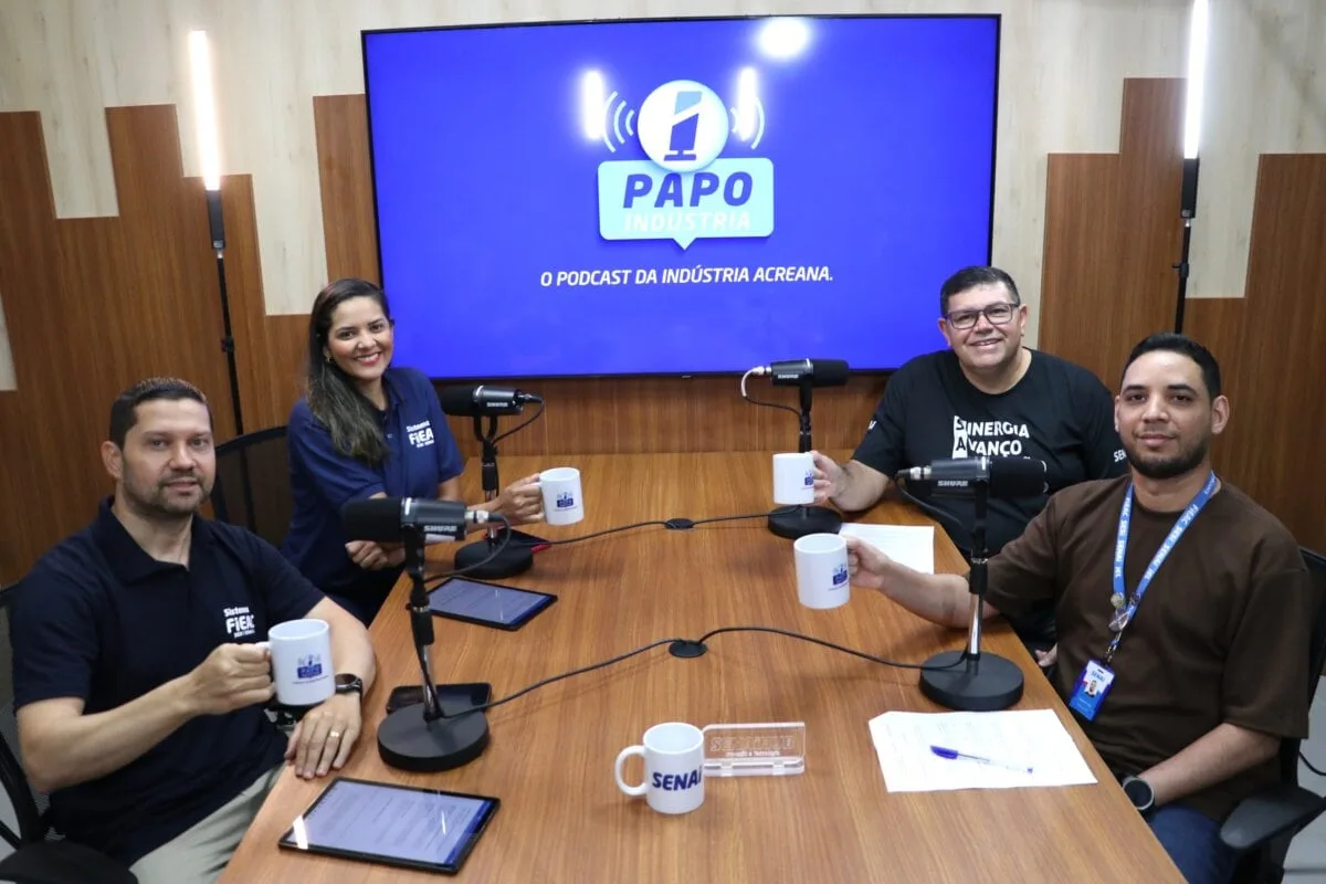 Papo Indústria apresenta oportunidades dos cursos técnicos do SENAI/Acfessor