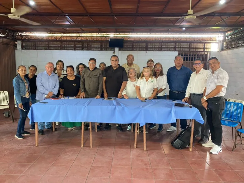 Docentes aragüeños se niegan a iniciar clases sin certificación de riesgo en los planteles