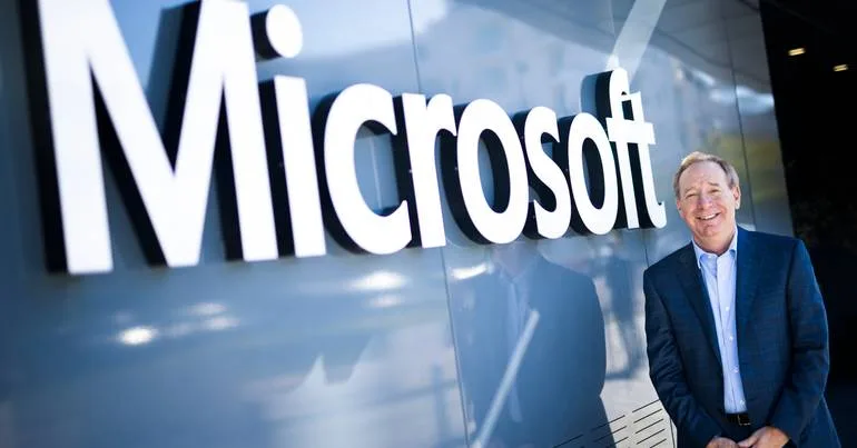 Microsoft. "Máquinas de roupa têm mais regras do que a IA"