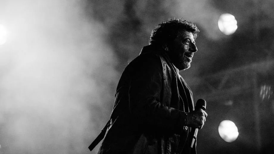 Affaire Patrick Bruel : les villes ont-elles le pouvoir d'annuler elles-mêmes les concerts du chanteur ?