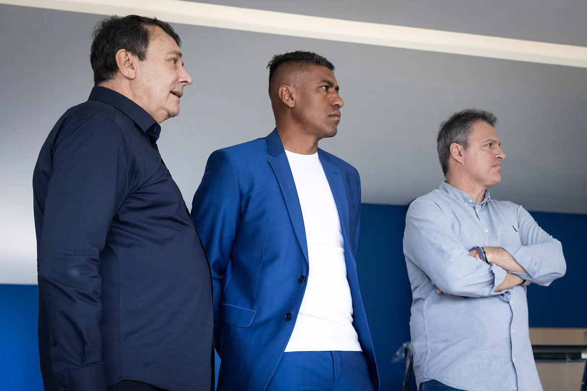 Dono do Cruzeiro desabafa após críticas: "Não preciso do futebol. Futebol precisa de mim"