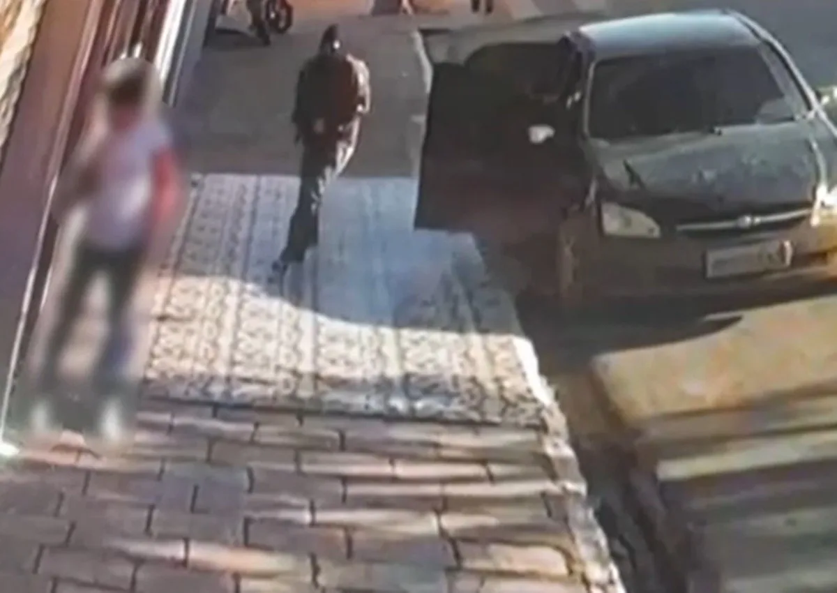Homens armados invadem casa de empresário e fazem família refém, no Cariri da Paraíba; VÍDEO
