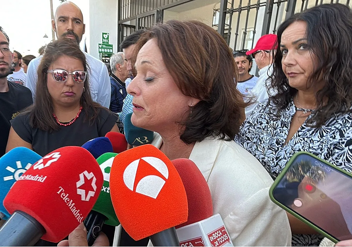 La alcaldesa socialista de Espartinas, en la manifestación por Ceuta: «Esto no ha sido un acto de rebeldía contra mi partido en ningún momento»