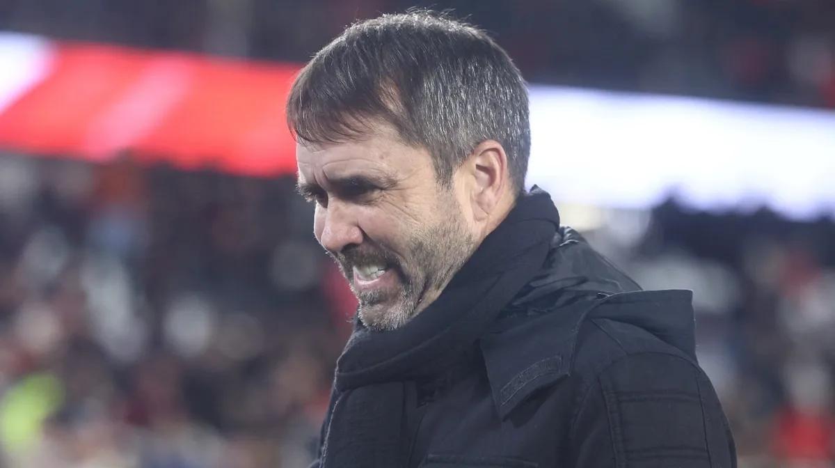 Se lesionó un jugador de River a pocas horas del partido con Independiente Santa Fe y fue desafectado de la convocatoria