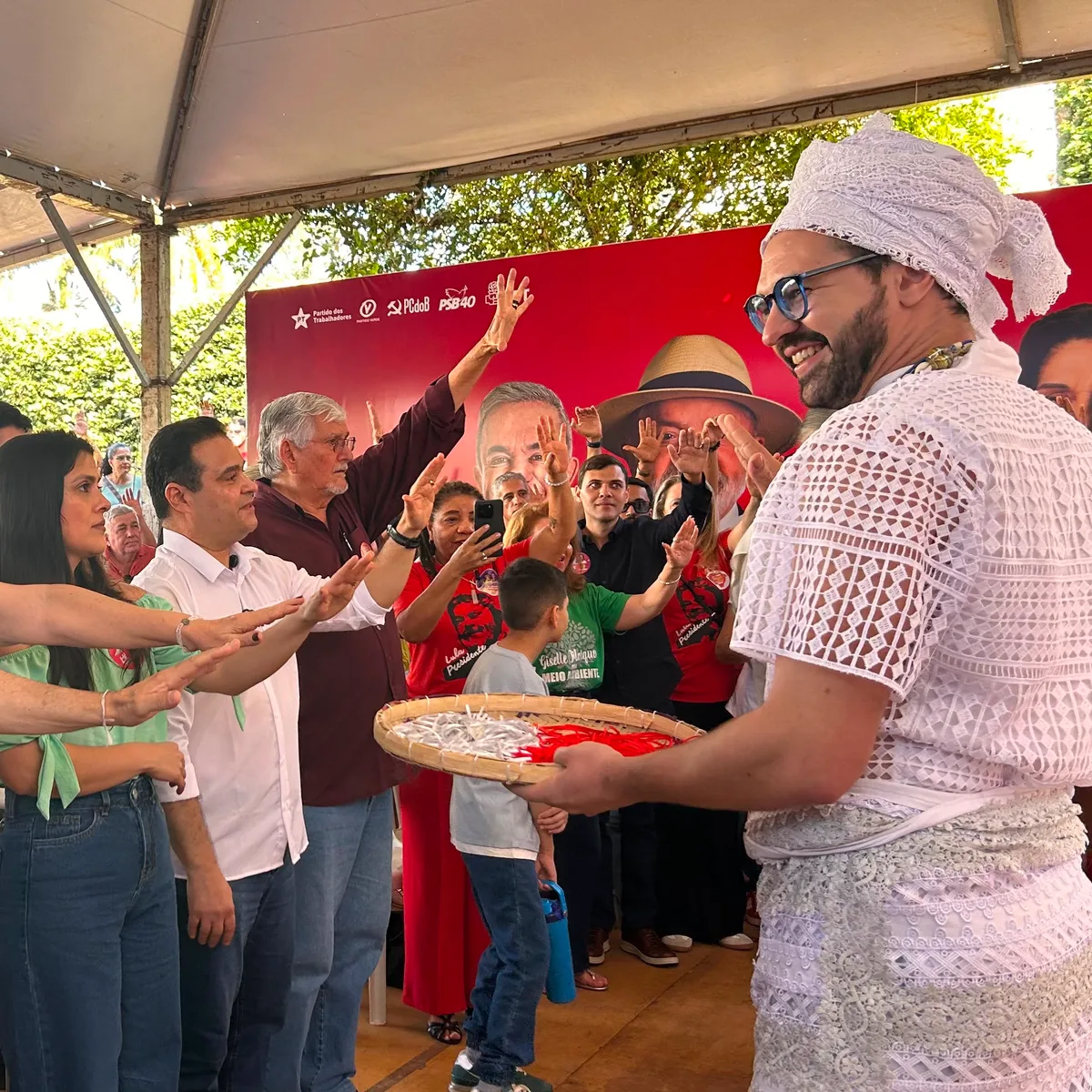 Com bênçãos de pai de santo e evangélicos, Fábio Trad inicia campanha eleitoral