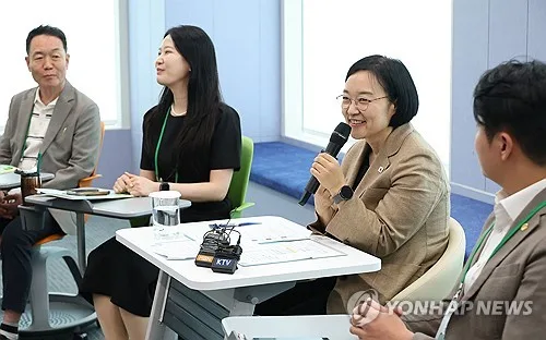 韓총리 "탄소중립, 선택 아닌 반드시 가야 할 길 "