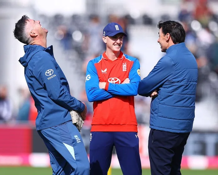 England v Sri Lanka: third men’s cricket T20 – live