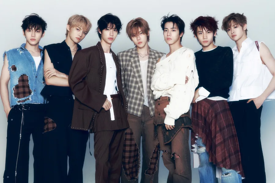 CLOSE YOUR EYES Smashes Personal First-Week Sales Record With “256th Note”
